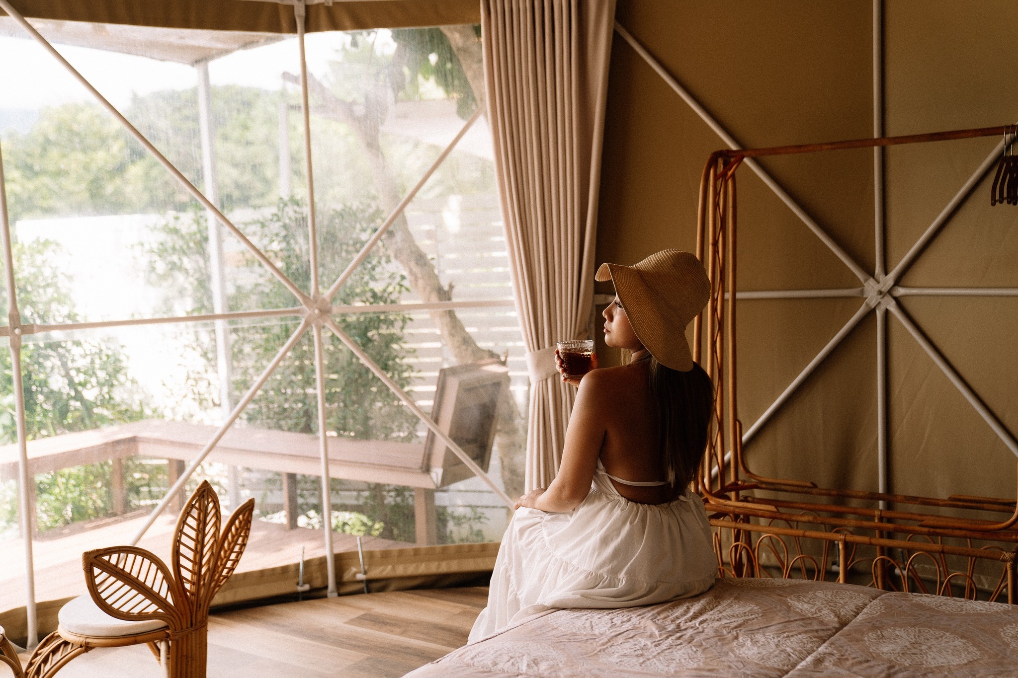 Eco Eyes glamping dome